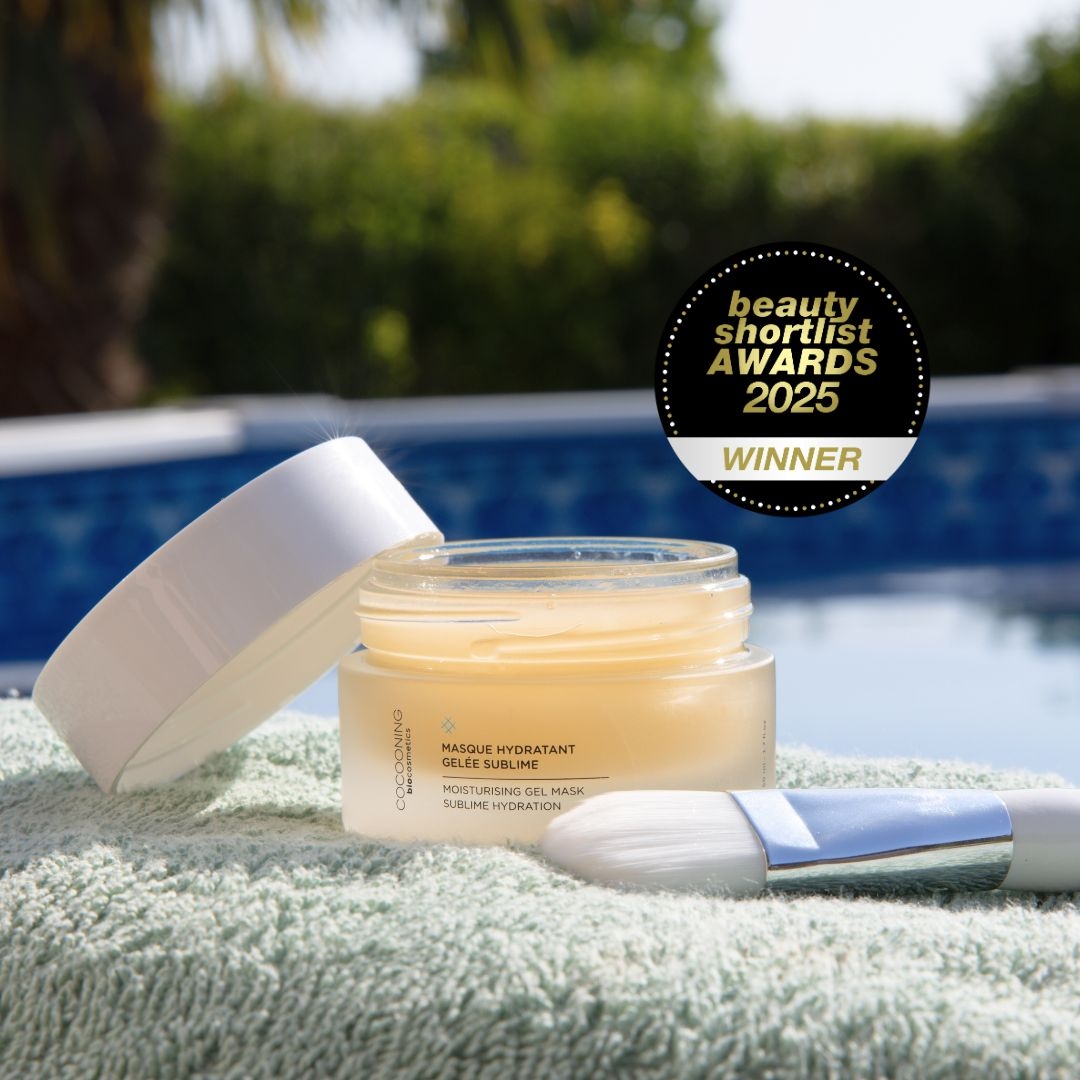 Moisturising gel mask...