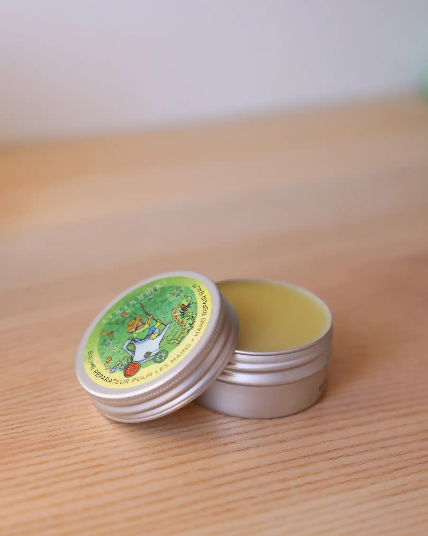 Baume réparateur pour les mains